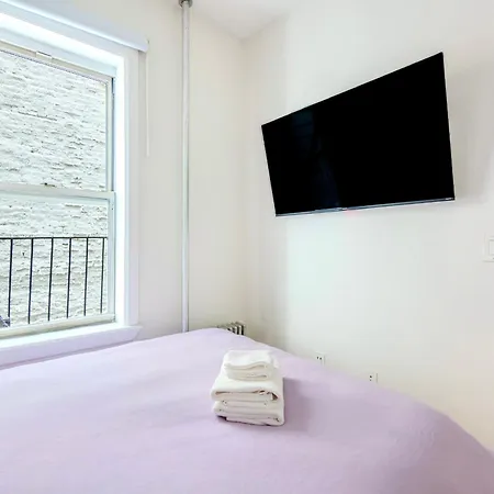 2 Bedroom Home In Lower Manhattan New York Exterior photo